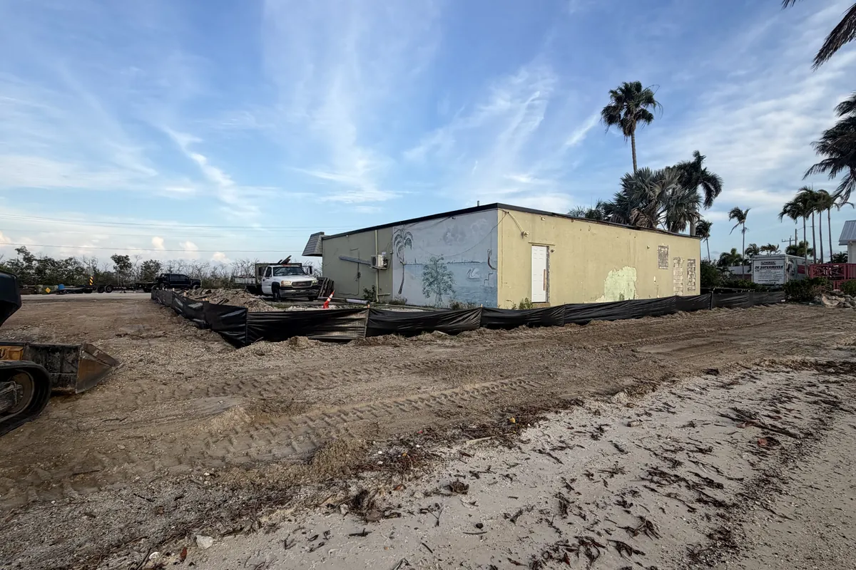 Cleared and graded lot in Fort Myers, FL